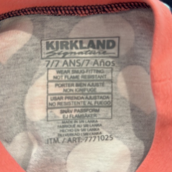 Kirkland Brand Heart Pattern Pajama Set Size 7 - Picture 6 of 7
